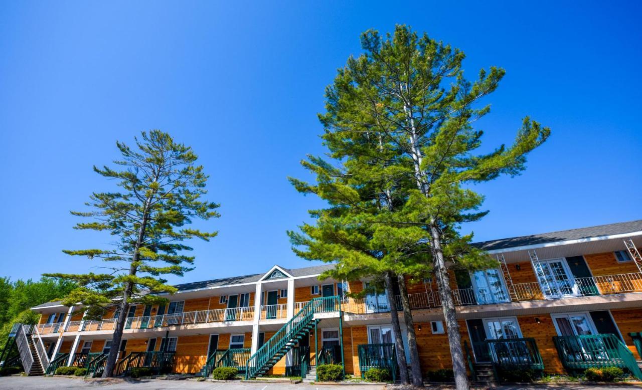 Cabins Of Mackinac & Lodge Mackinaw City Exteriér fotografie